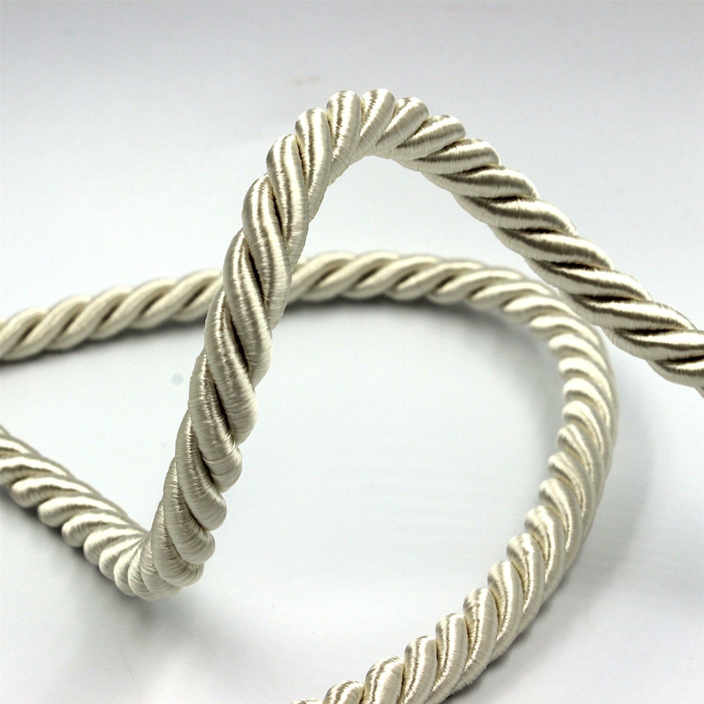 Silky Twisted Cord x1m - 9995
