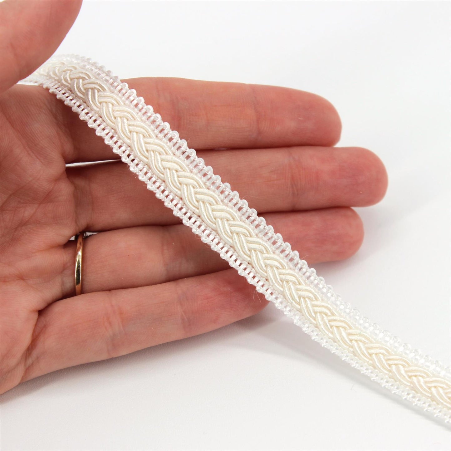 Gimp Braid With Small Plait 12mm 9844