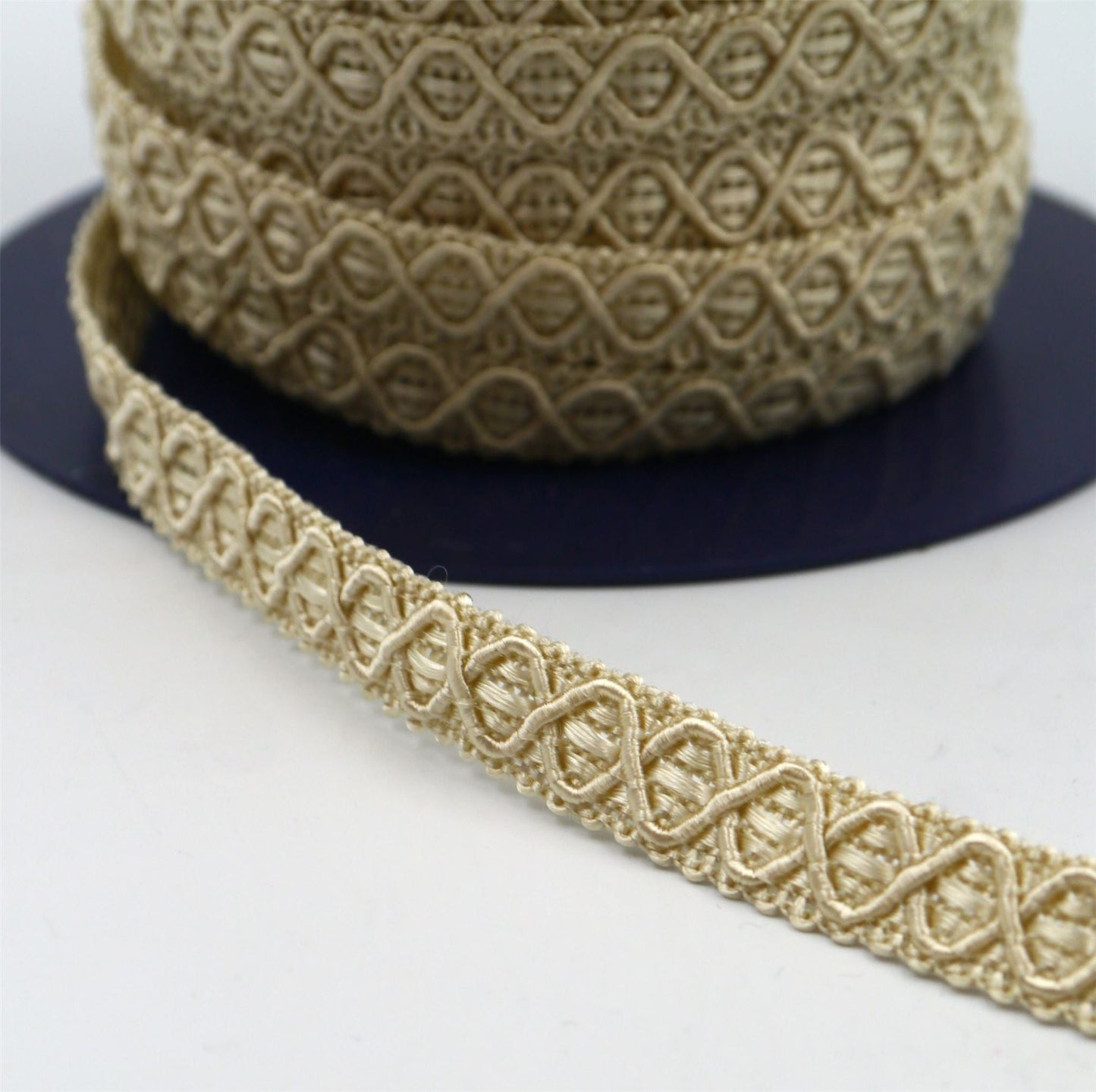Gimp Braid with Criss Cross Design 12mm x 1m - 7980