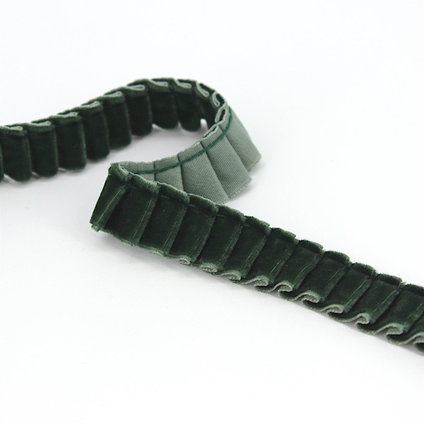Side-Pleated Velvet Ribbon 16mm x1m - 7109