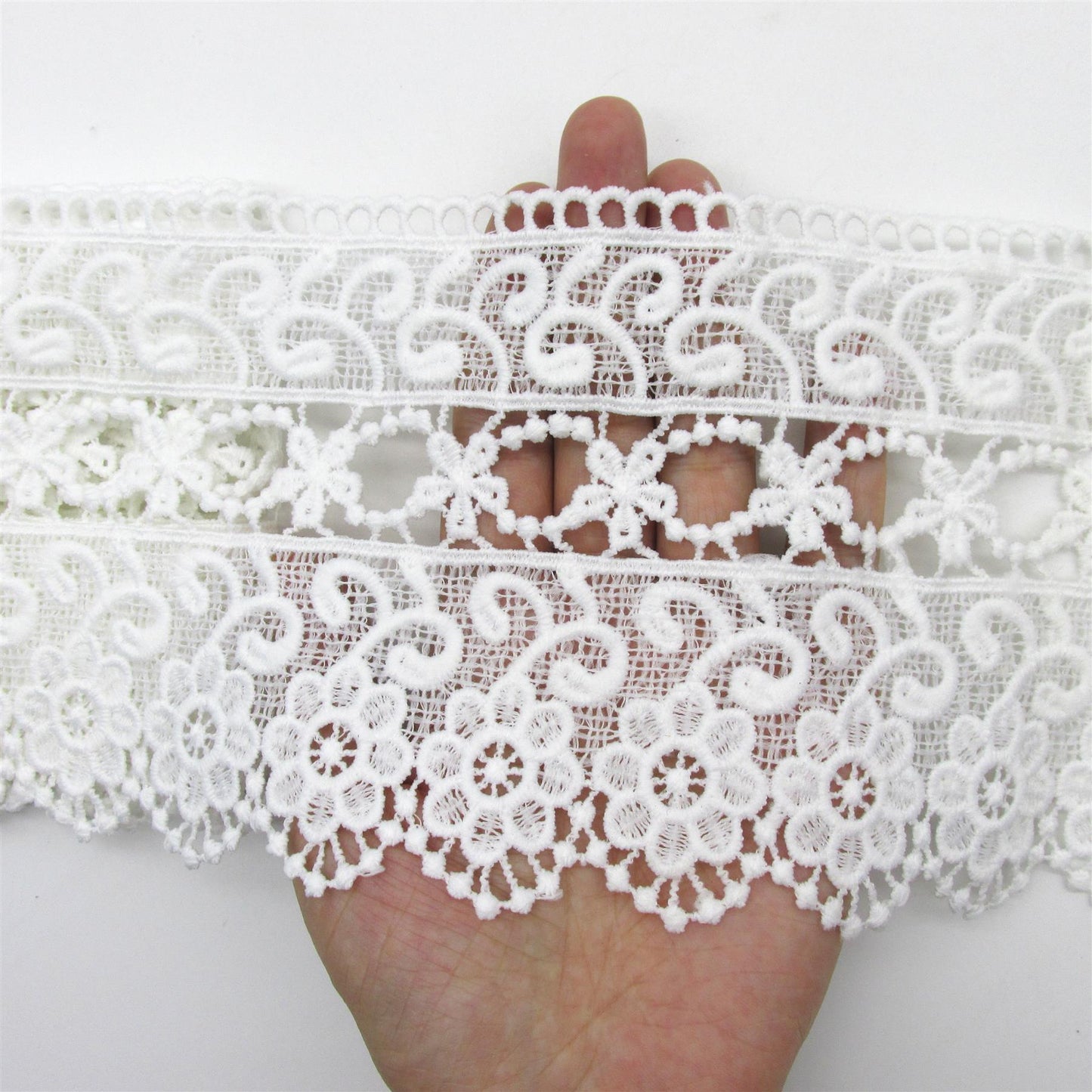 Wide Openwork Floral Lace White 13cm - 6311