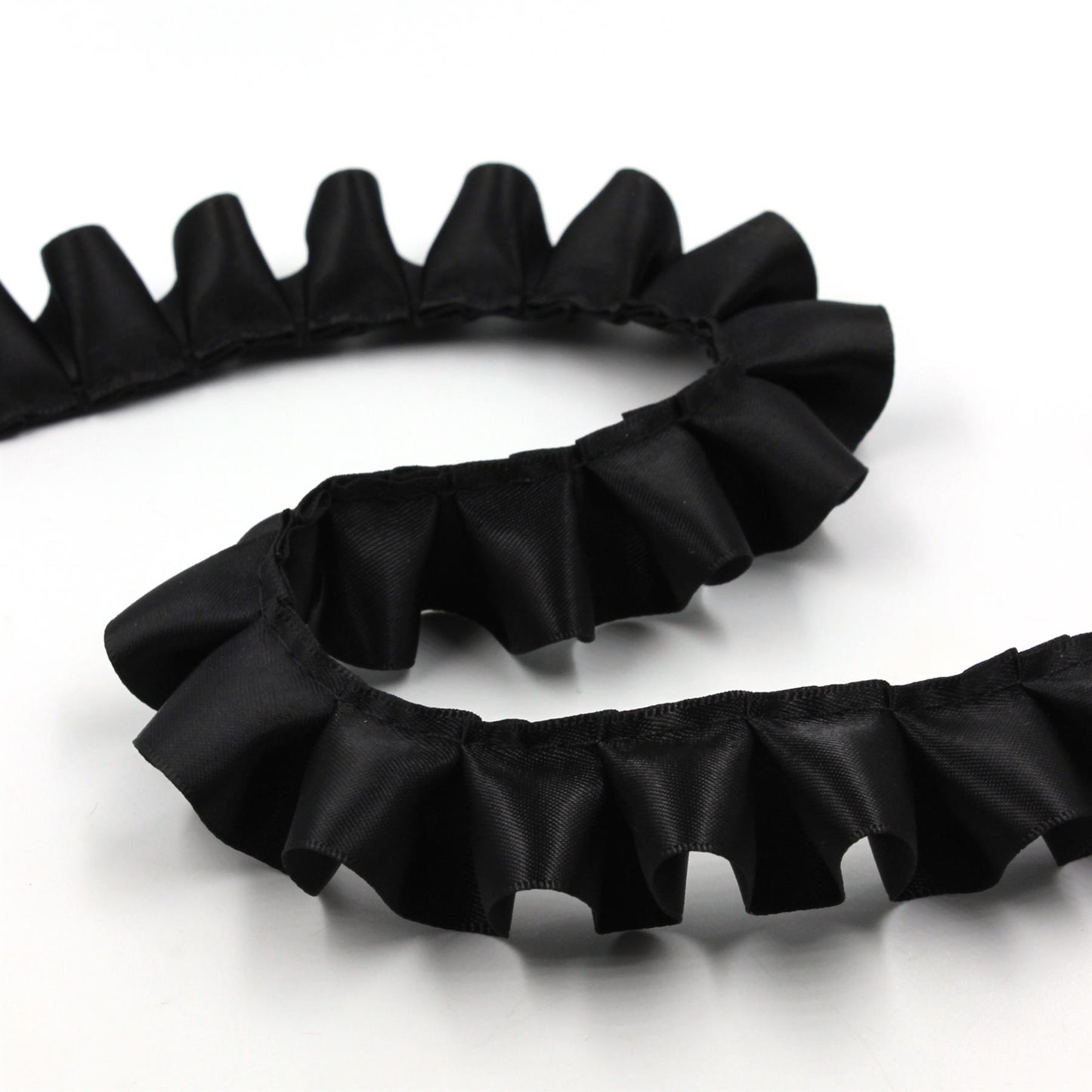 Box Pleated Double Face Satin Ribbon 7232