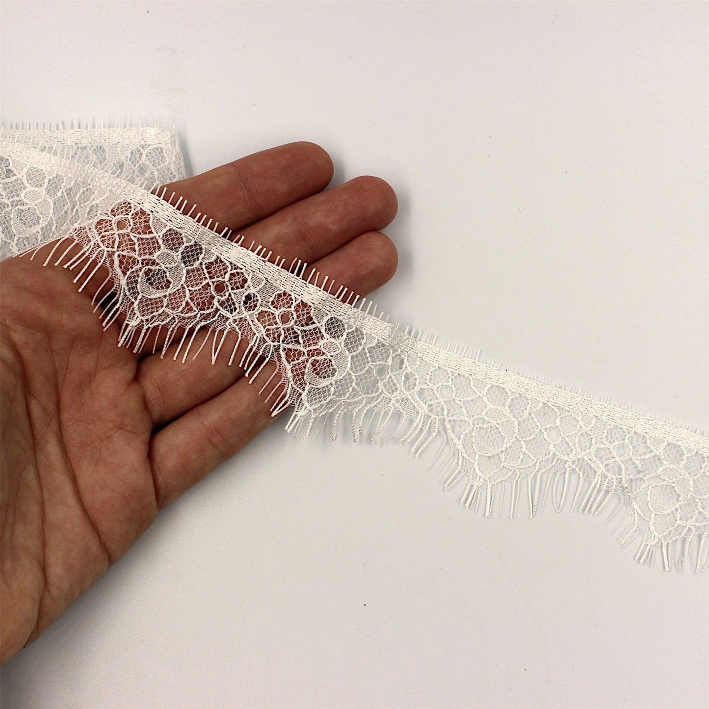 Eyelash Lace 42mm x 1m - 7007