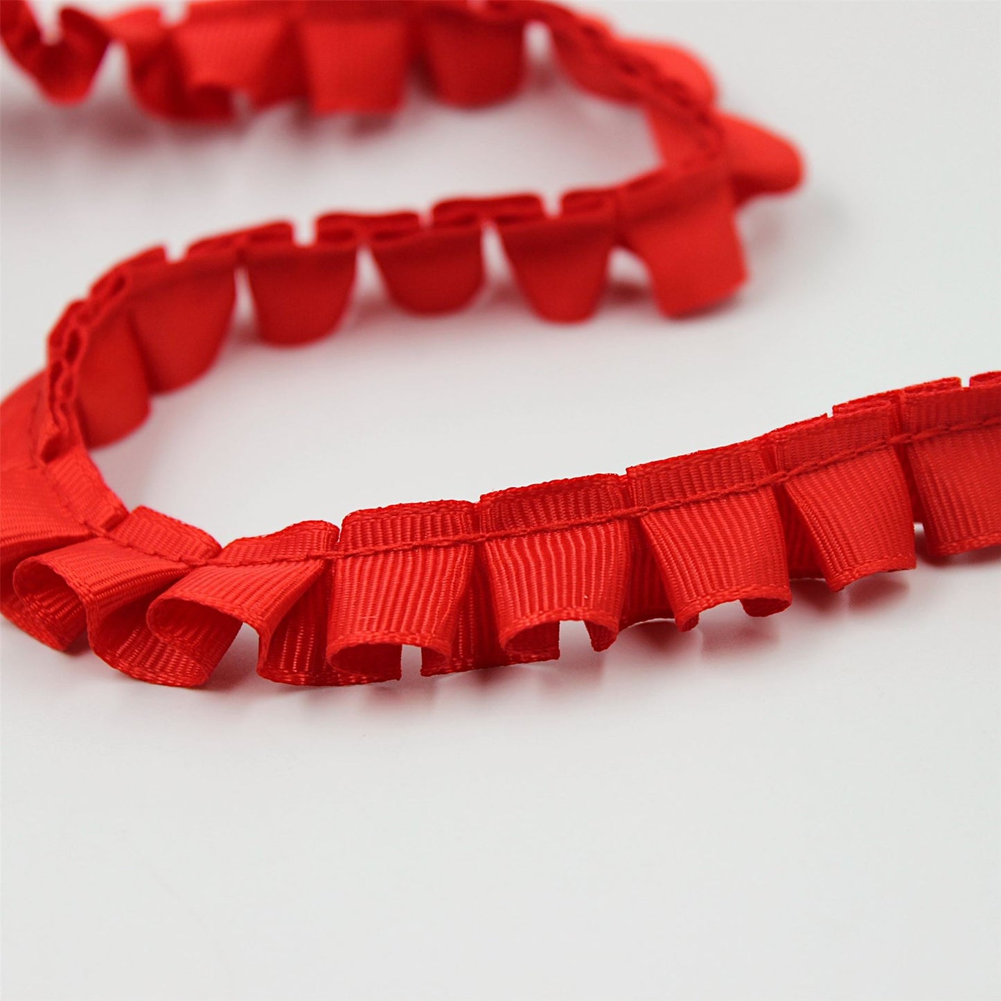 Box Pleated Grosgrain 15mm x1m - 7989