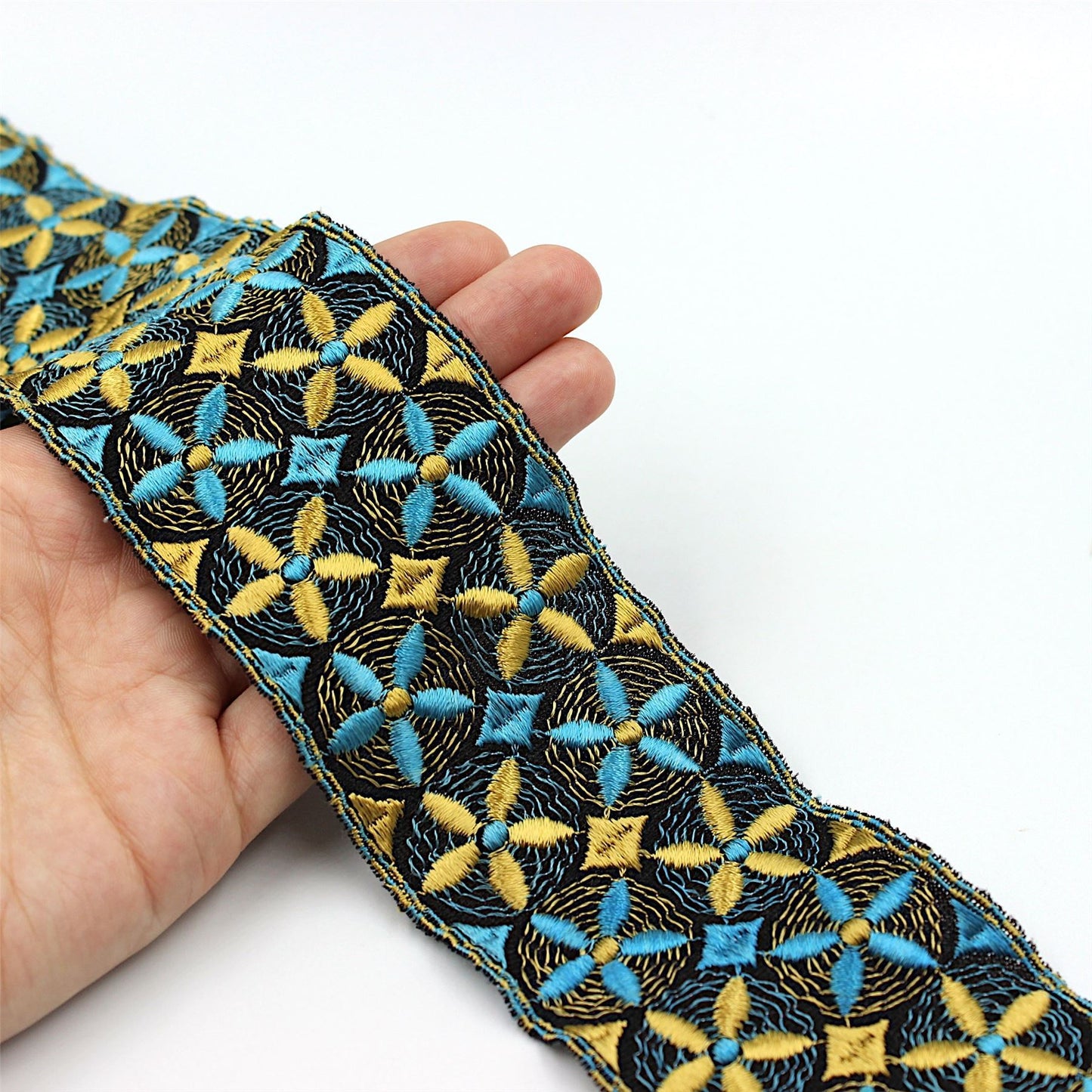 Floral Circles Vintage Braid Gold Blue 60mm x1m - 3292
