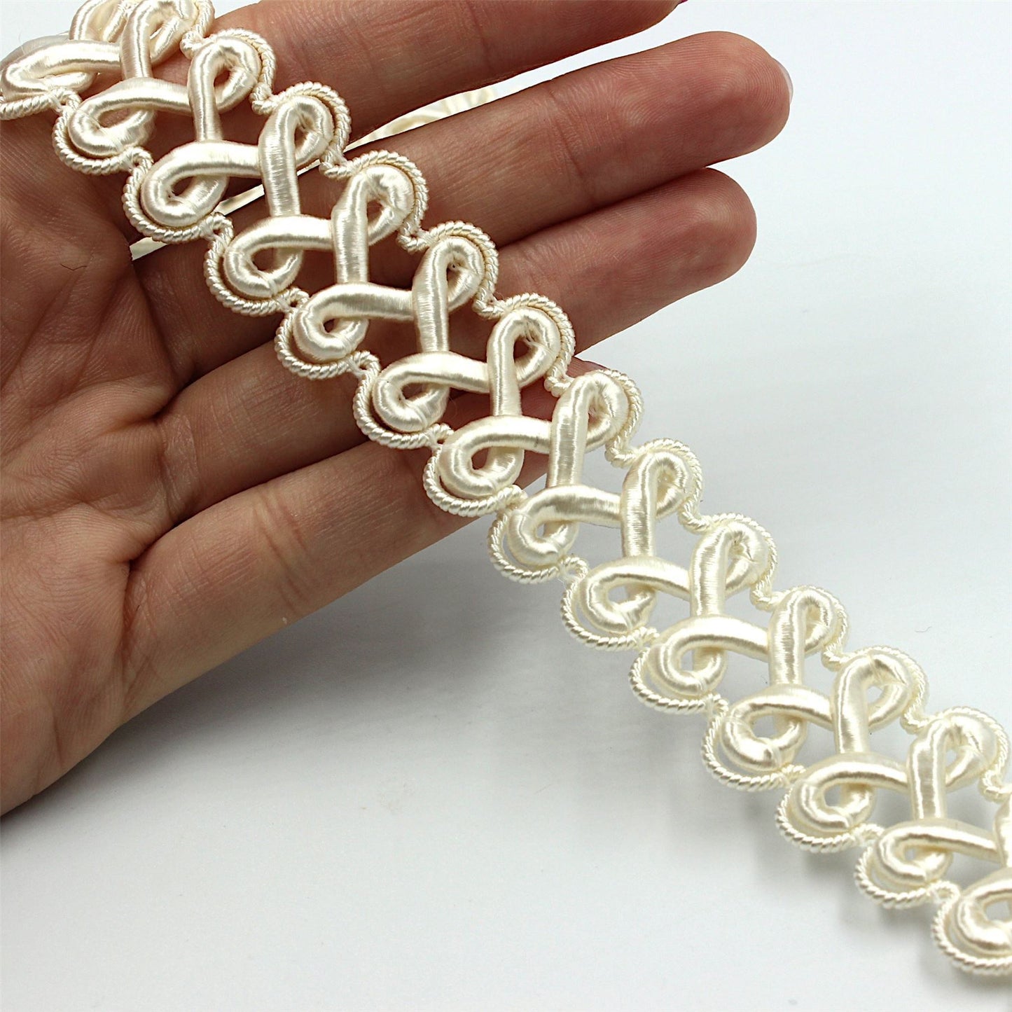 Wide Scroll Braid 25mm 7292