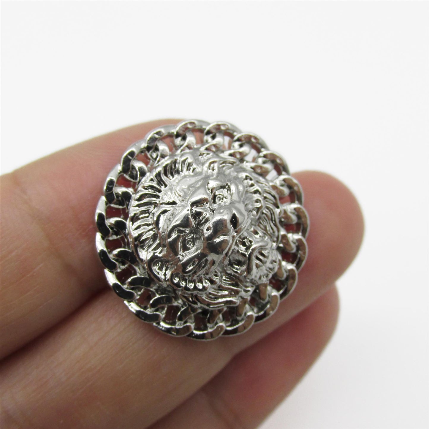 Metallic Lion Head Button 4400