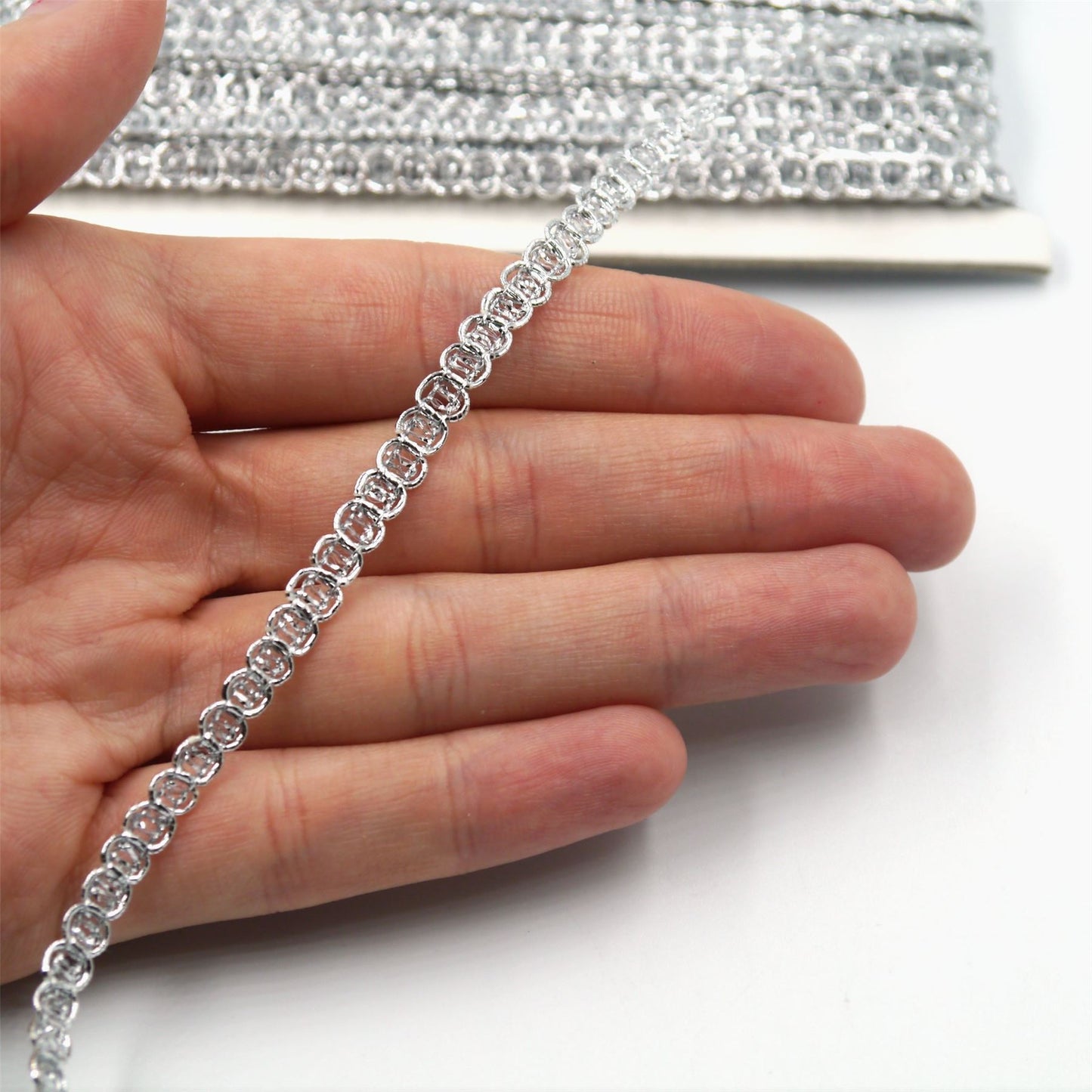 Metallic Looped Braid - 4mm - Silver x 1m - 7202