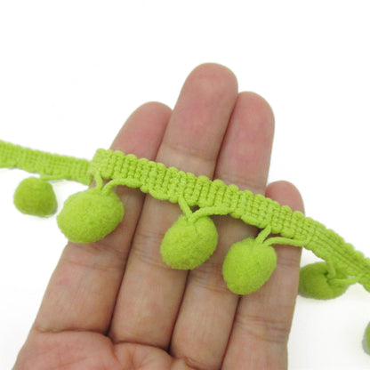 Pom-Pom Braid 25mm x 1m - 9496
