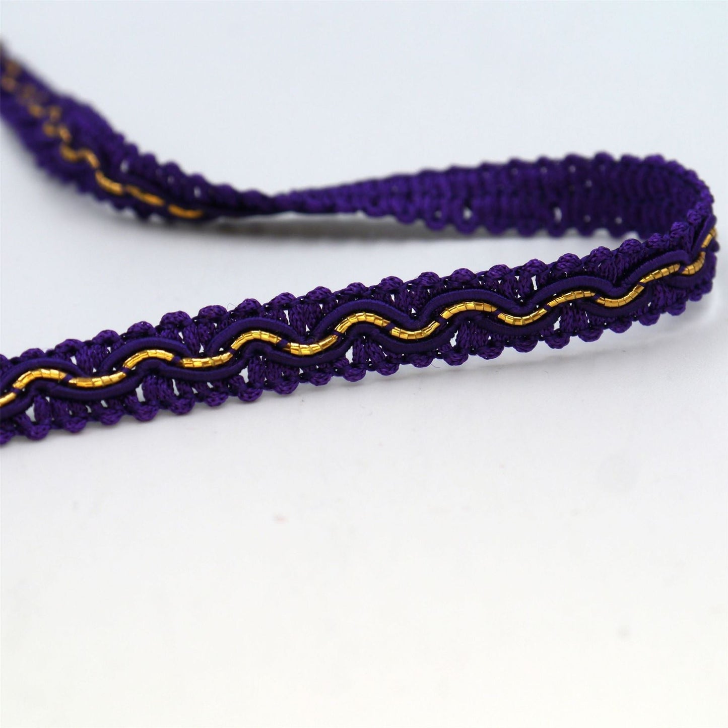 Vintage Braid with Metallic Wave - 10mm - by the metre - 1724