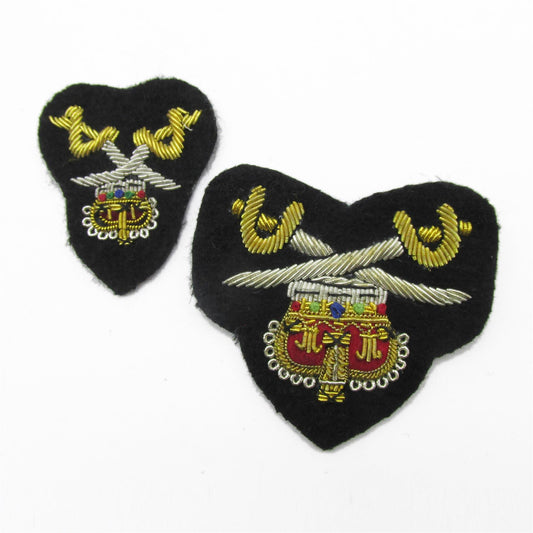 Crown and Crossed Swords Badge - 9379