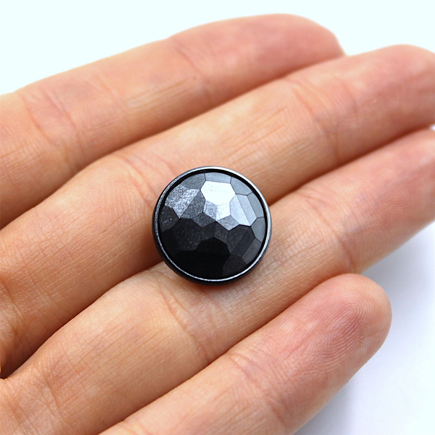 Metallic Coloured Faceted Plastic Button 4403