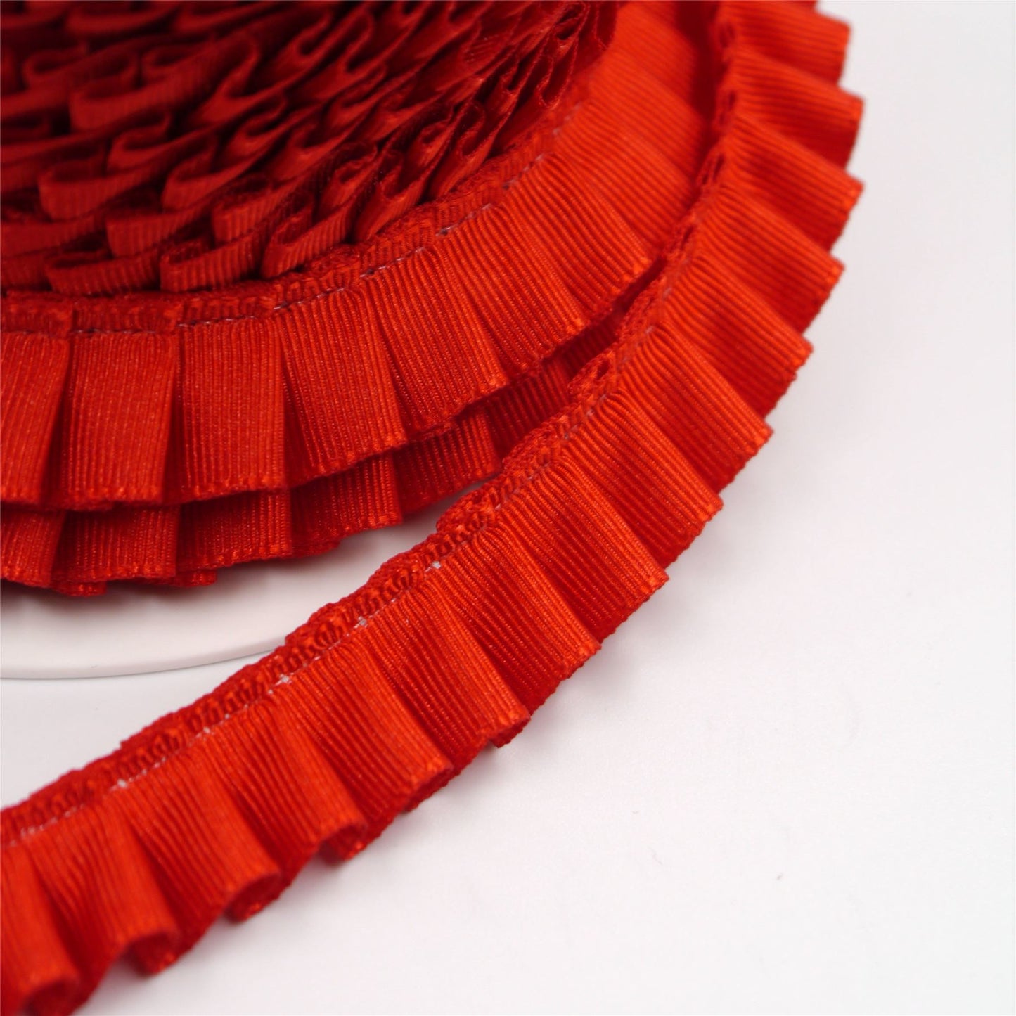 Knife-Pleated Taffeta Ribbon 16mm 7110