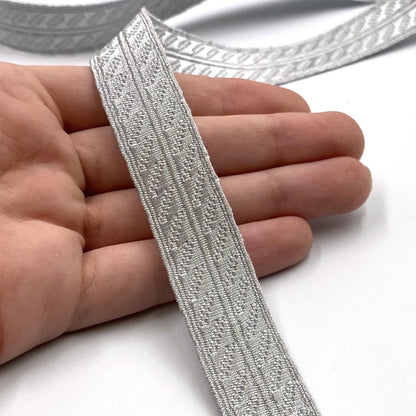 Metallic Braid with Embossed Row Design x 1m - 7548