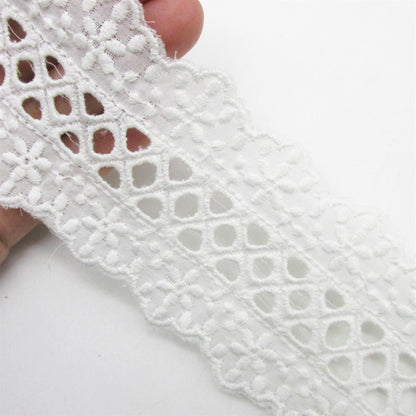 Broderie Anglaise with Small Flowers - 65mm - by the metre - 5426