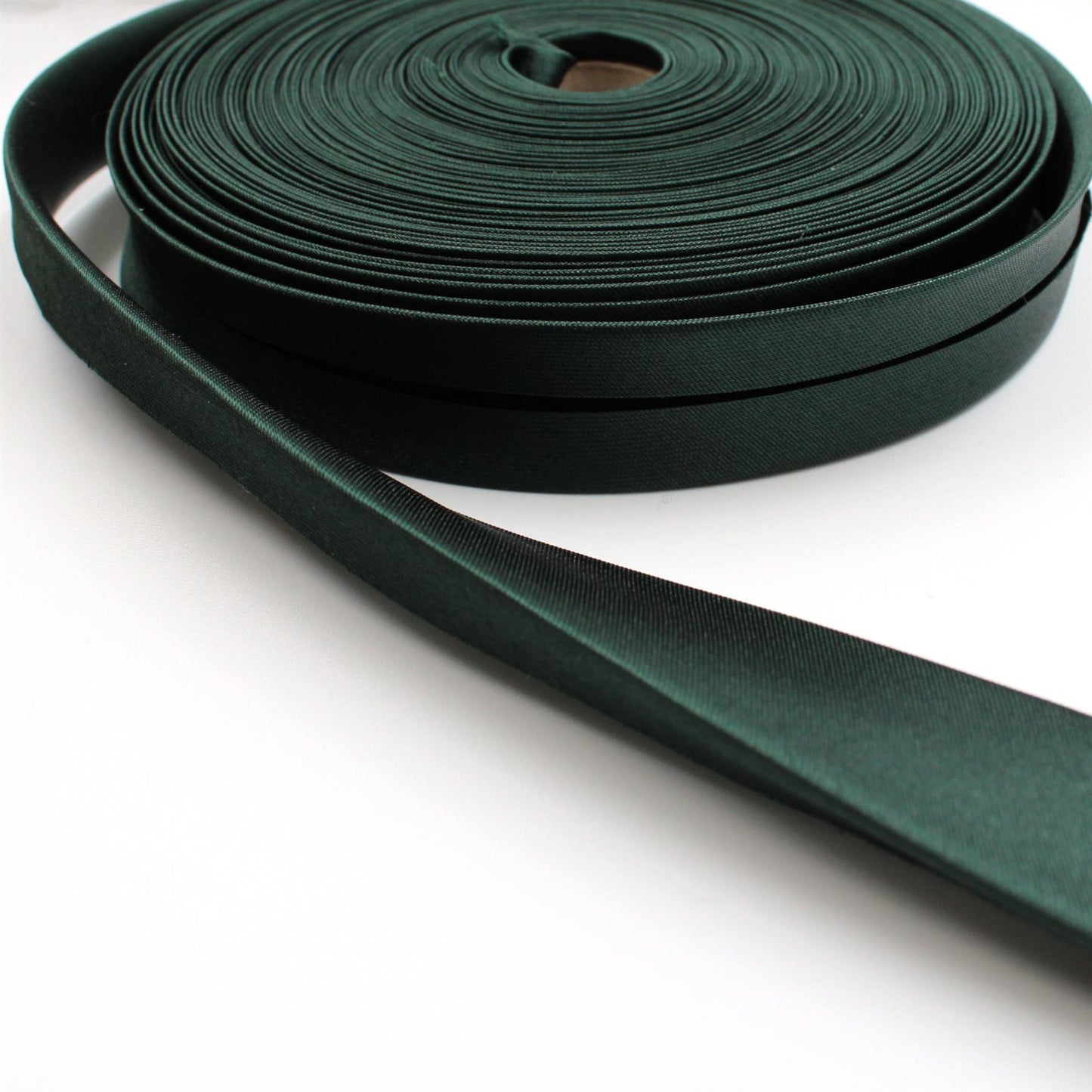 Satin Folded Bias Binding 19mm x 25m - 6304