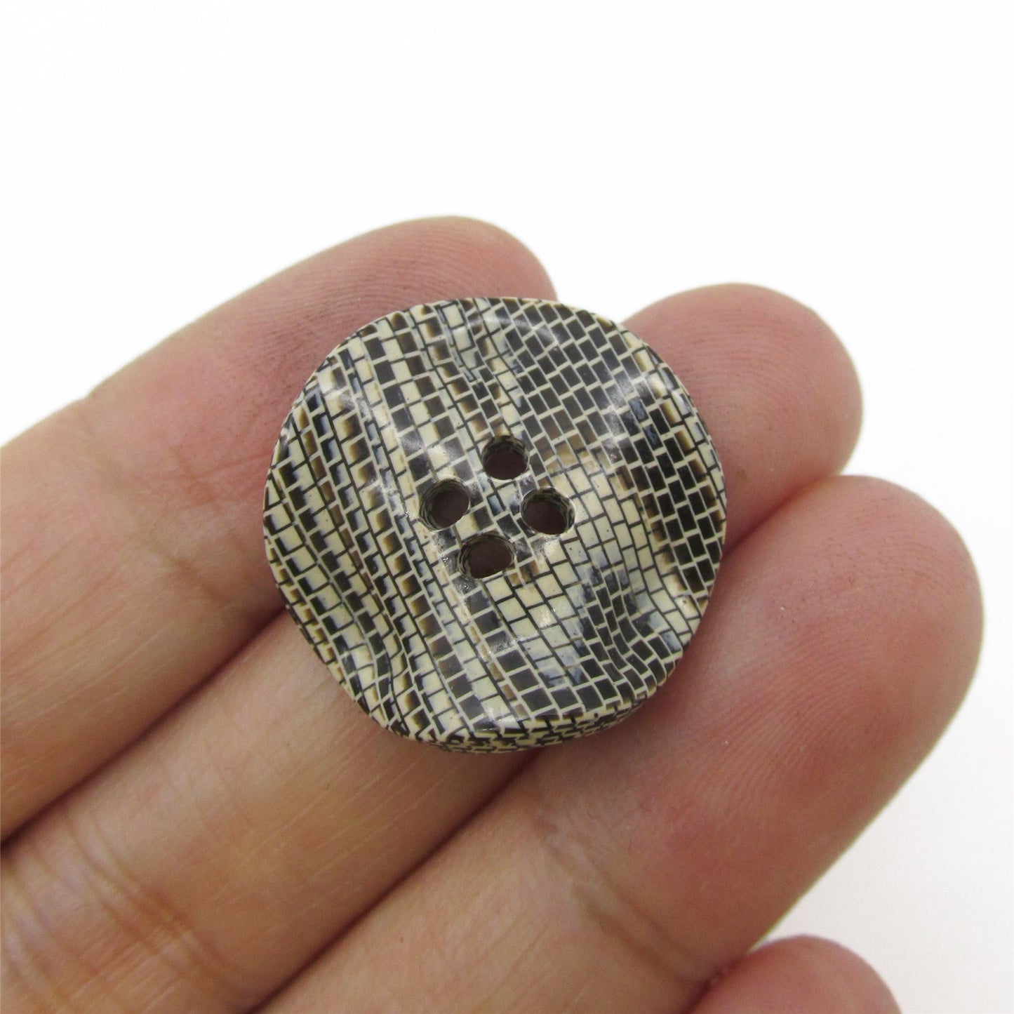 Brick Pattern Wavy Buttons x 5pcs - 5216