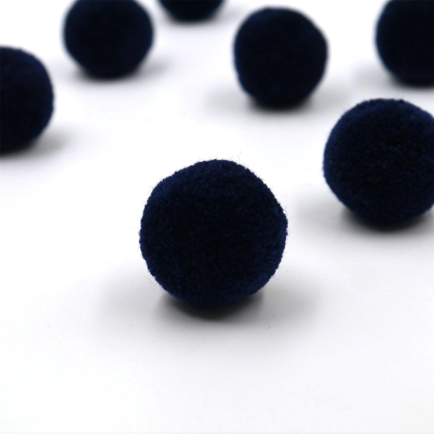 Individual Pom-Pom 30mm 6873