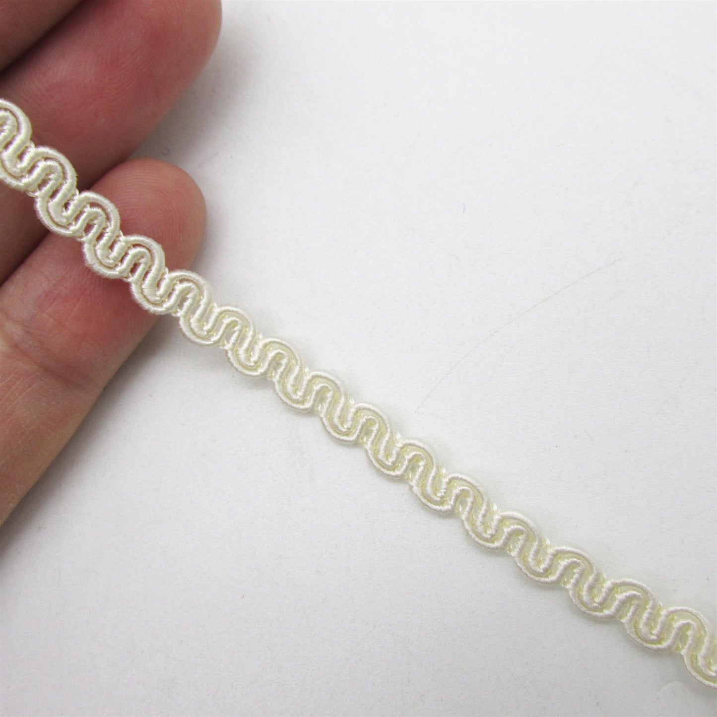 Ric Rac Gimp Braid - by the metre - 2517