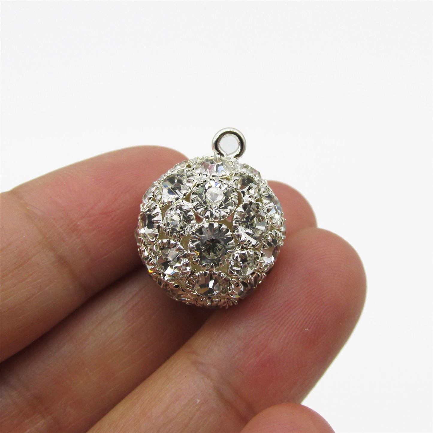 Diamante Sphere Button 4355