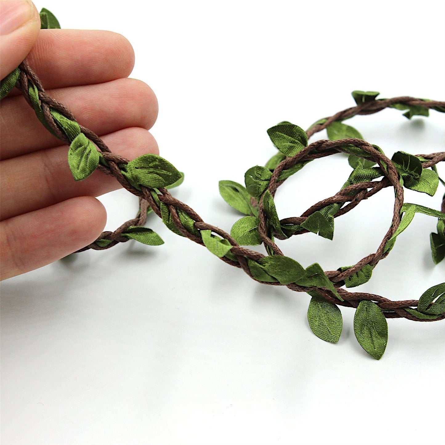 Plaited Cord With Leaves 6mm 6379