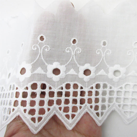 Wide Embroidered Anglaise Flower Lace - White - 10.5cm - by the metre - 5425