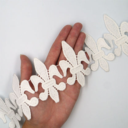 Fleur-De-Lis Braid 90mm 8258