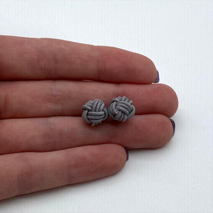 Pair Of Chinese Knot Buttons 10mm 7325