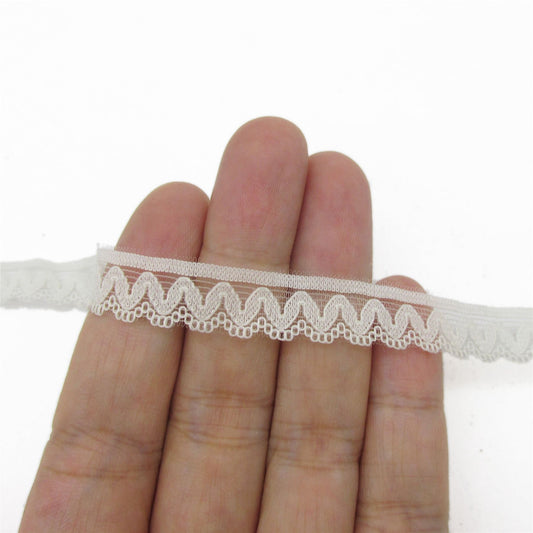 Narrow Lace with Wavy Pattern - Cream - 10mm - by the metre - 5407