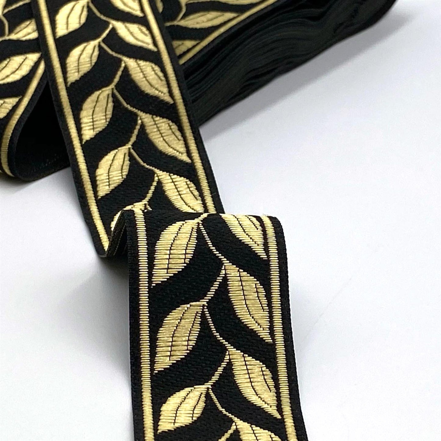 Leaf Vine Jacquard Braid 33mm - Black x 7m 5544