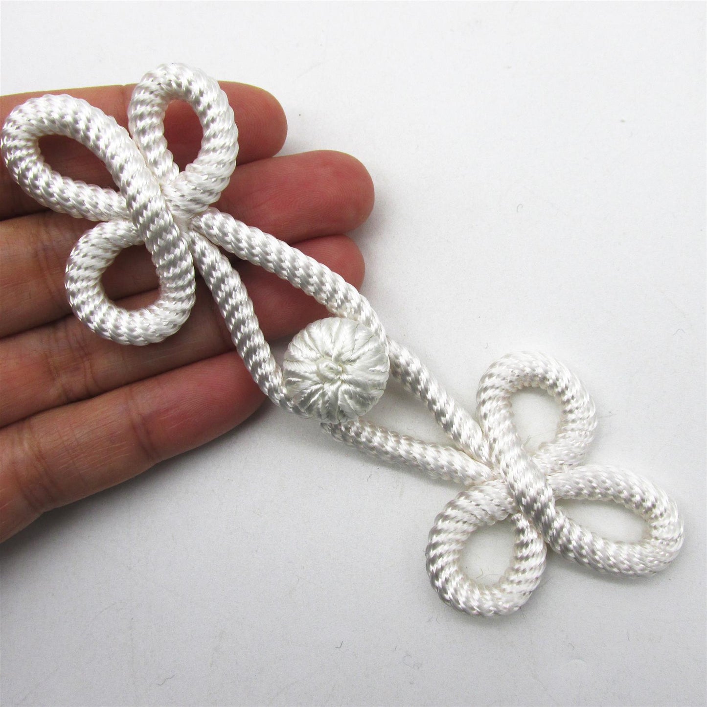 Frog Fastener with Passementerie Button - White - 11cm - 5353