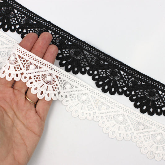 Fan Guipure Lace 42mm x 1m - 5549
