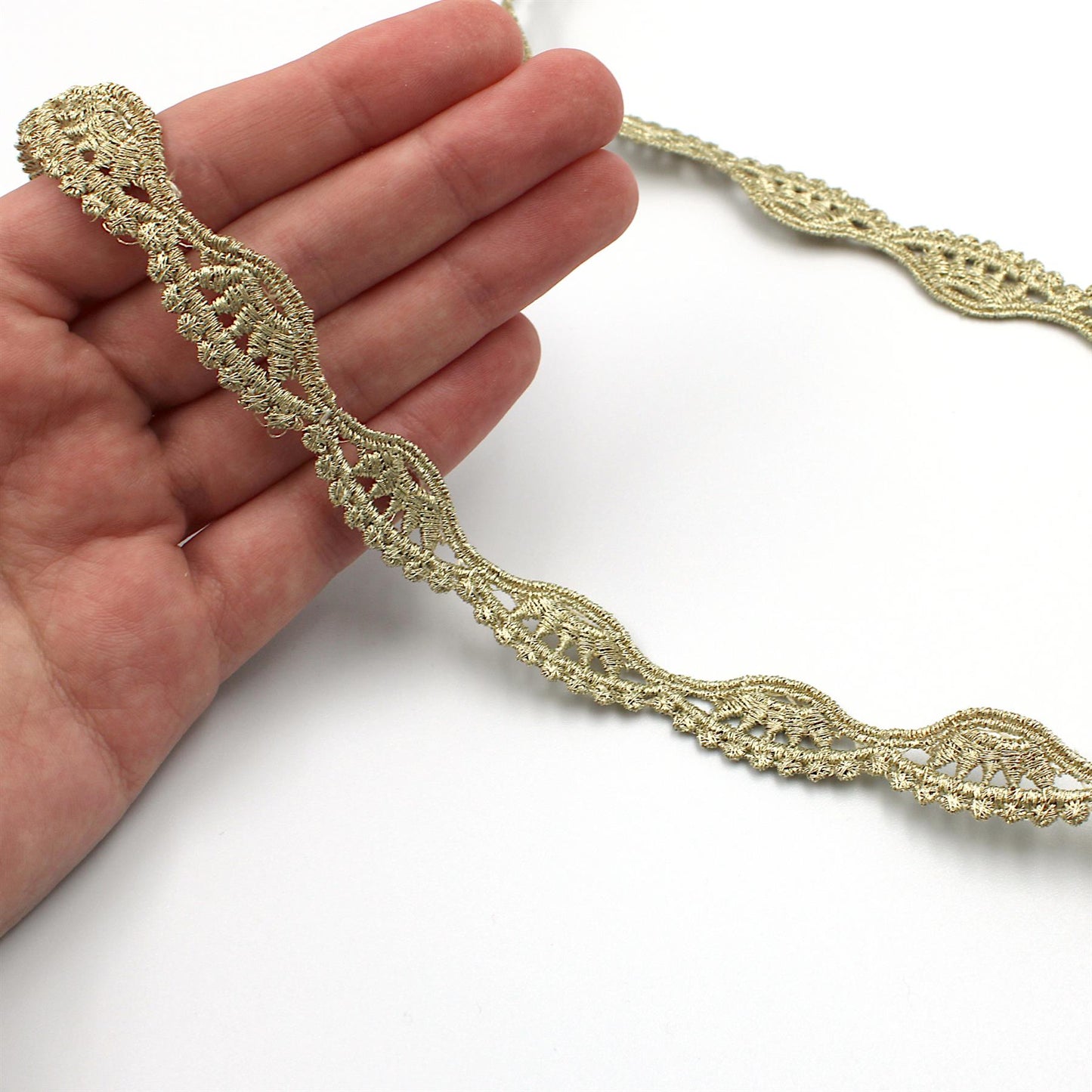 Turtle Metallic Lace - Light Gold - 15mm - by the metre - 5592
