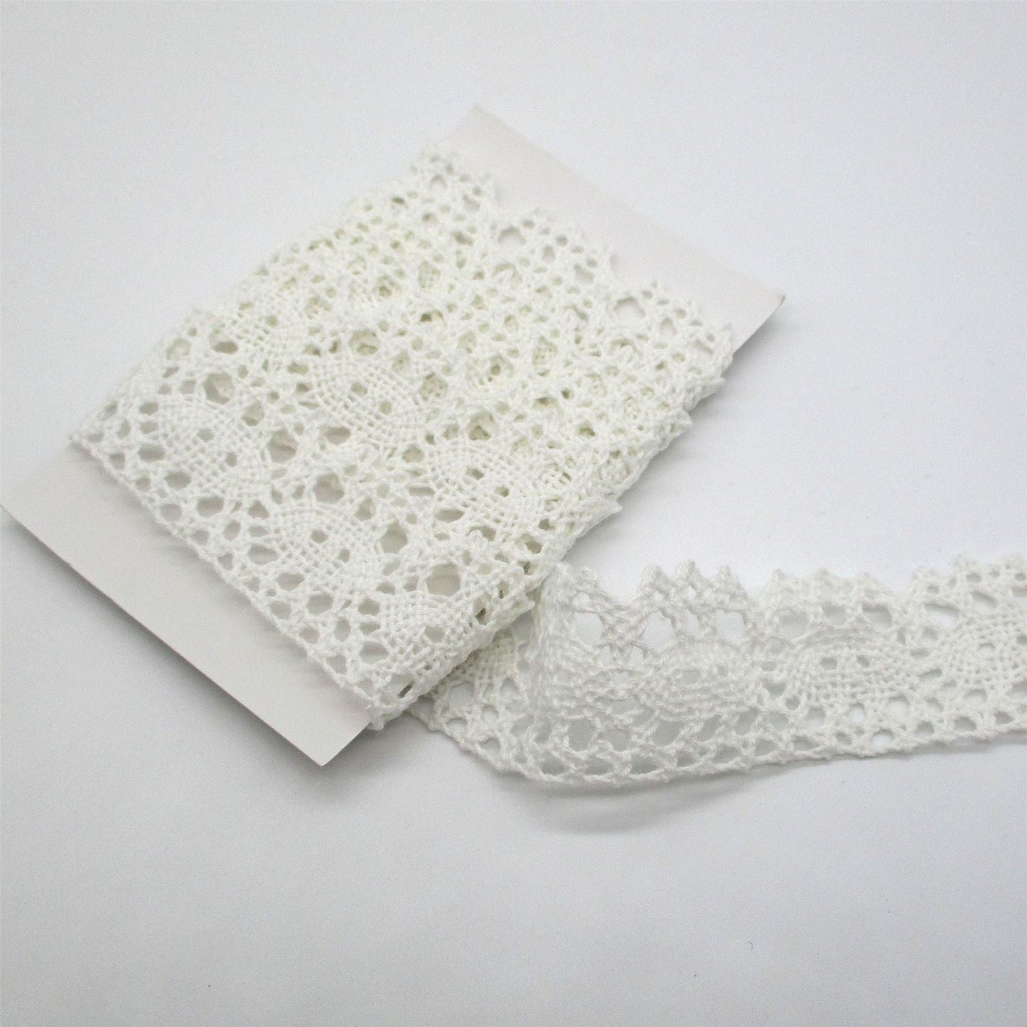 Lace - Small Polycotton 25mm 6417