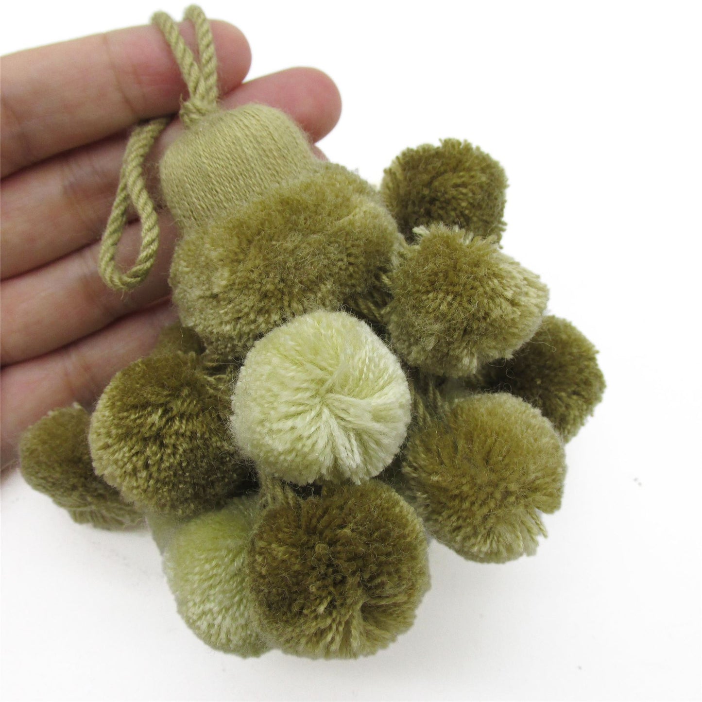 Pom-Pom Tassels - 9cm - 9826
