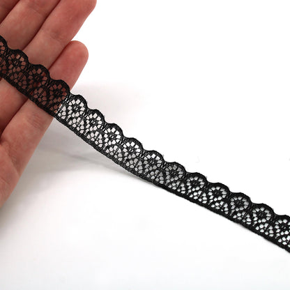 Scalloped Edge Lace - Black - 15mm - by the metre - 5403