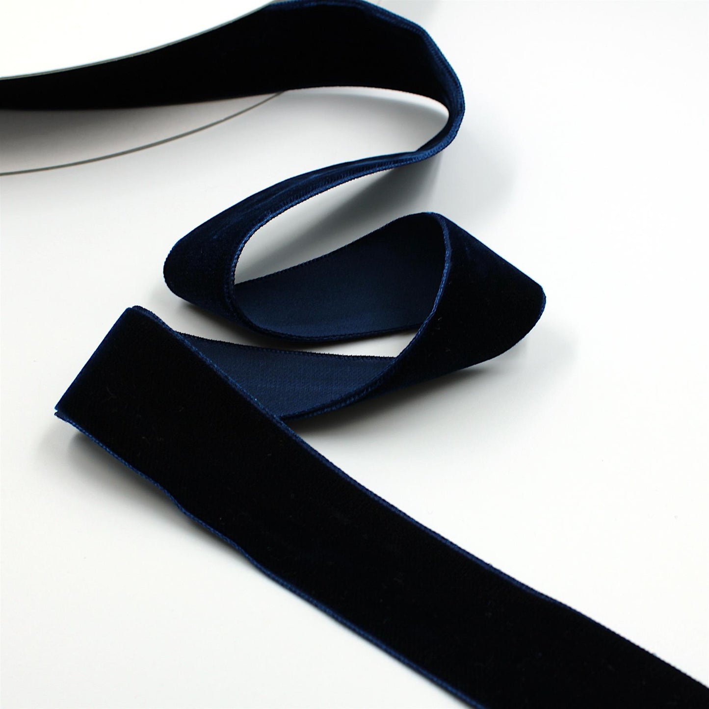 Velvet Ribbon - 36mm x 10 metres - 6002