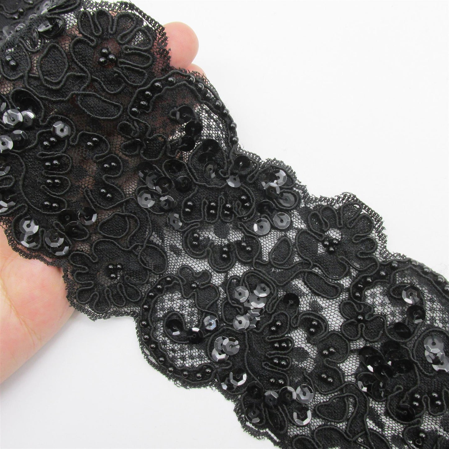 Beaded & Embroidered Lace - by the metre - 7252