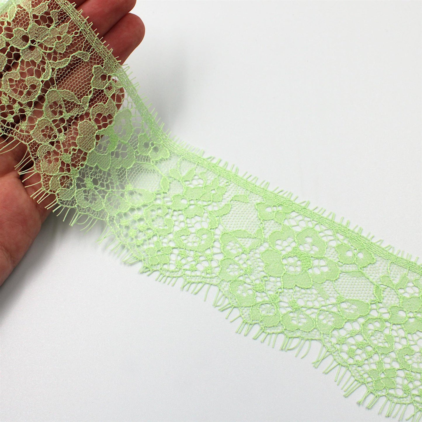 Eyelash Lace - 68mm x 3 metres - 5601
