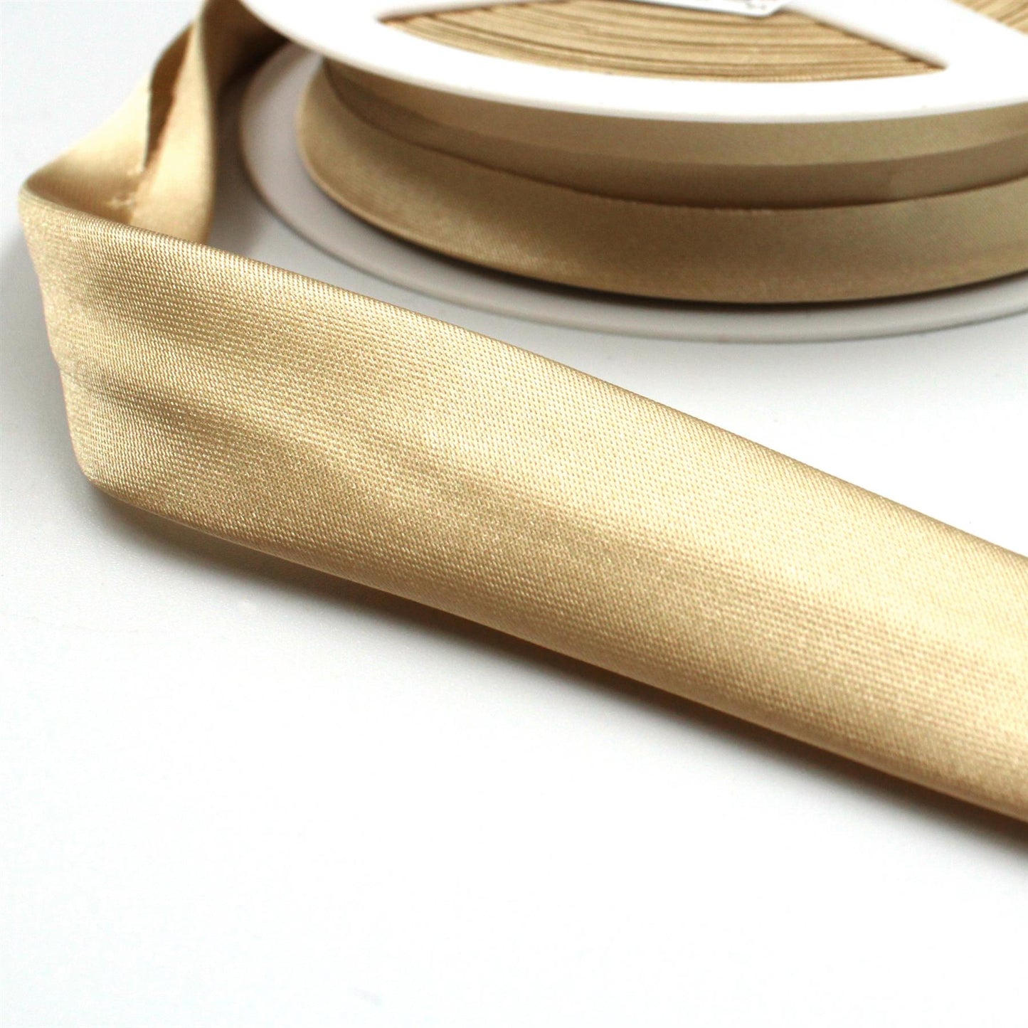 Satin Folded Bias Binding 19mm x 25m - 6304