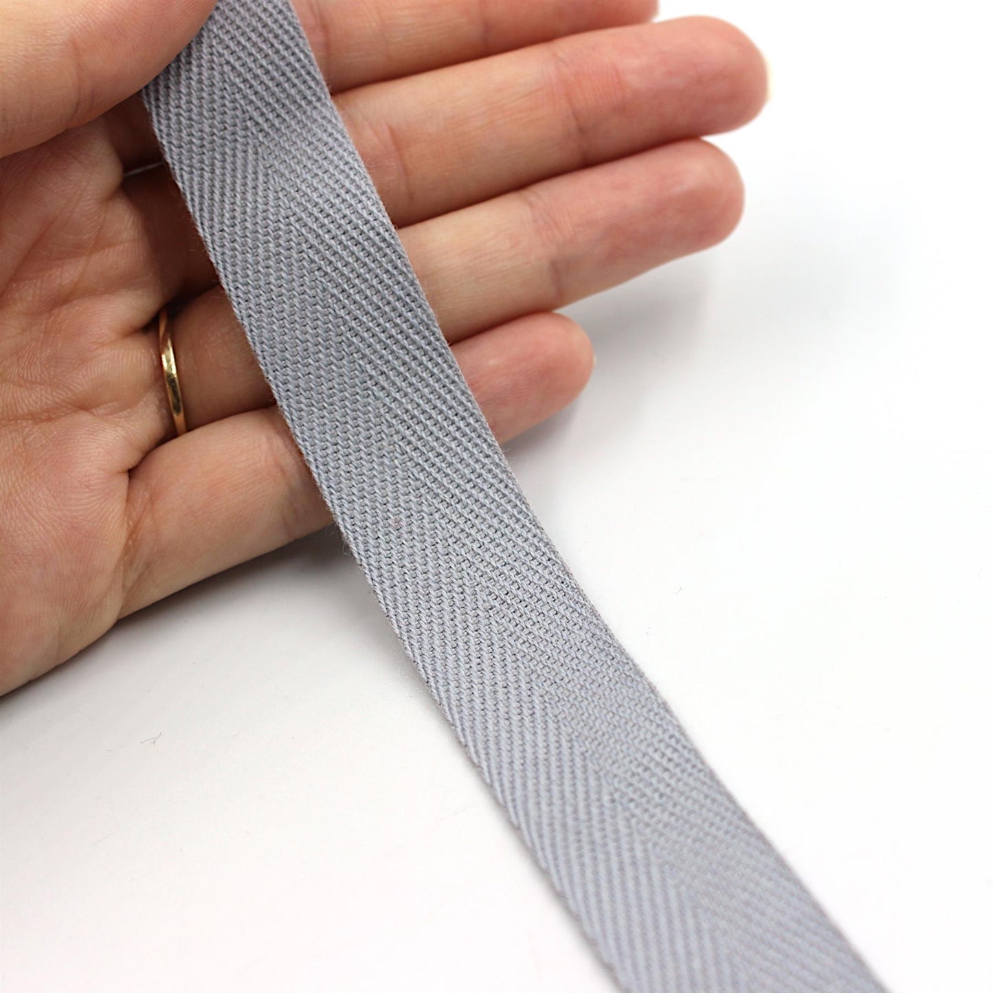 Strong Cotton Herringbone Tape x 5m 7647