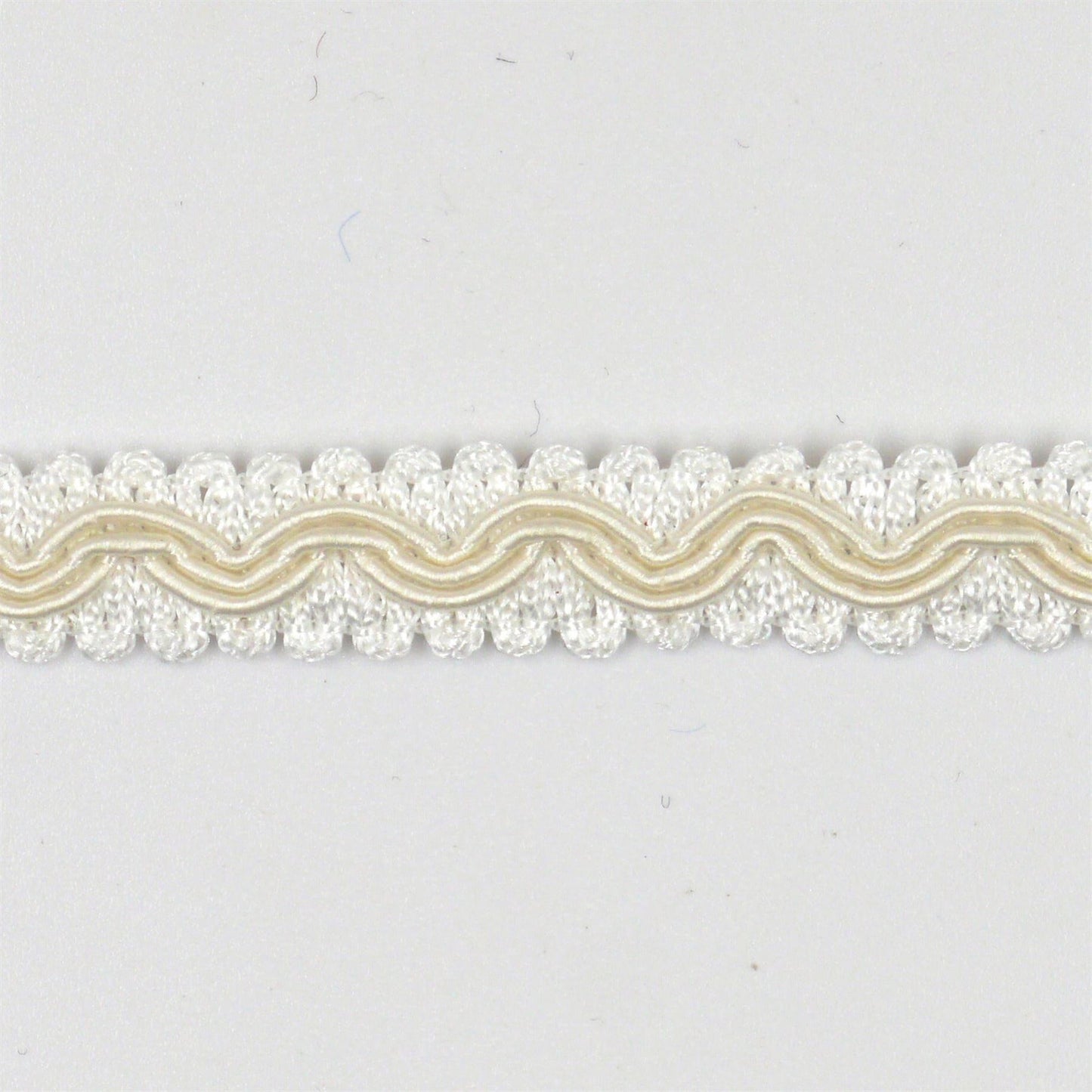 Vintage Gimp Braid With Wavy Design 12mm 0864