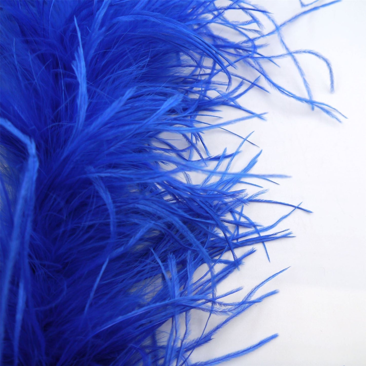 1 Metre Ostrich Feather Boa 3 ply BO001