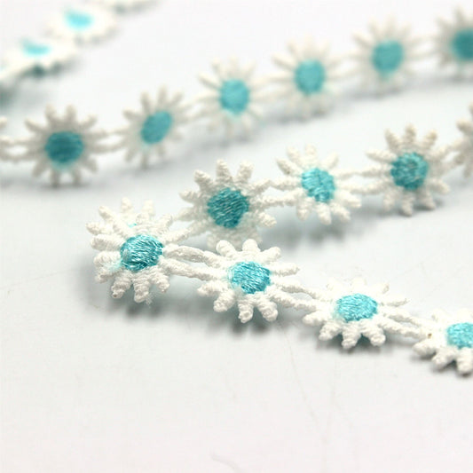 White Daisy Lace with Colourful Centre - 12mm - by the metre - 5427