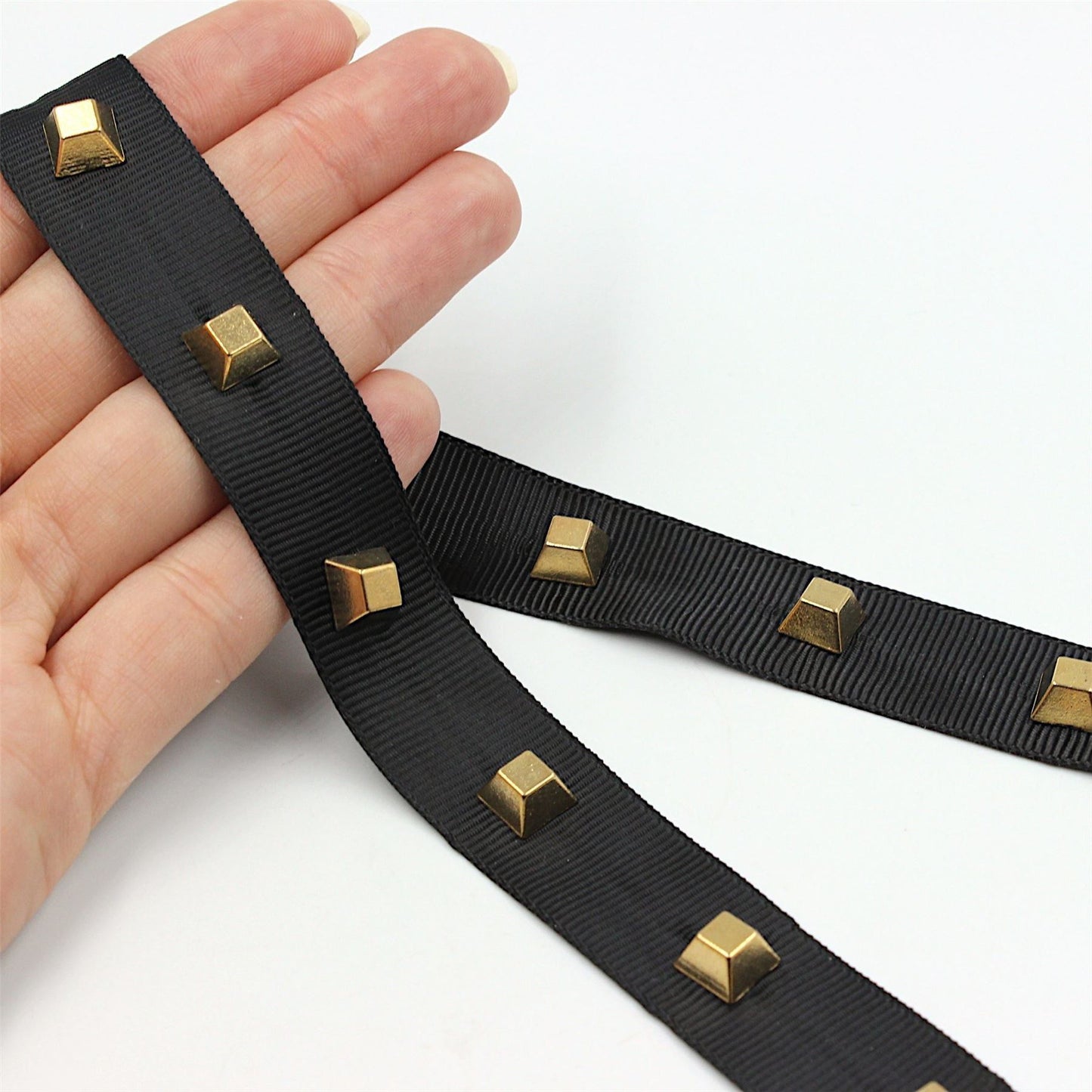 Square Studded Grosgrain Braid 18mm x 1m - 9752