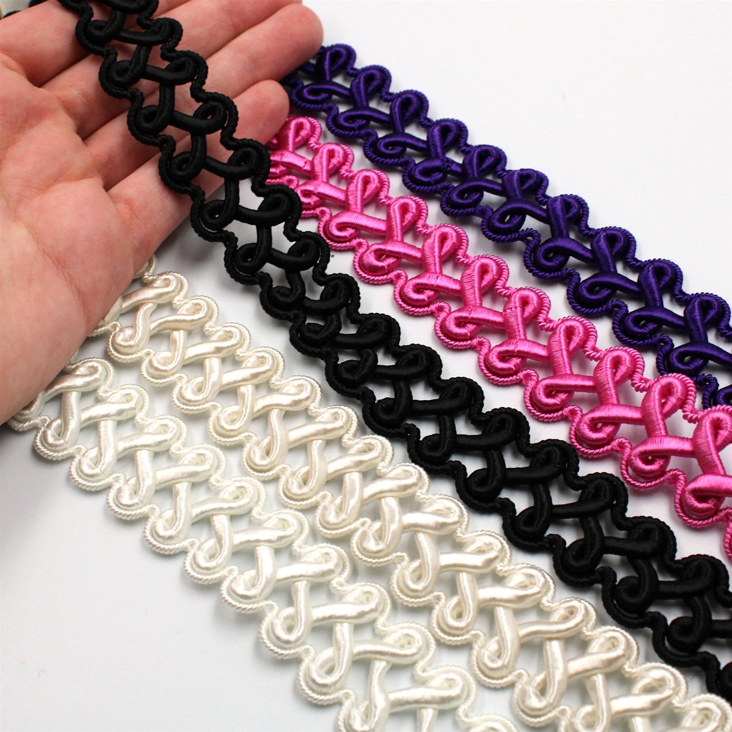 Wide Scroll Braid 25mm x 1m - 7292
