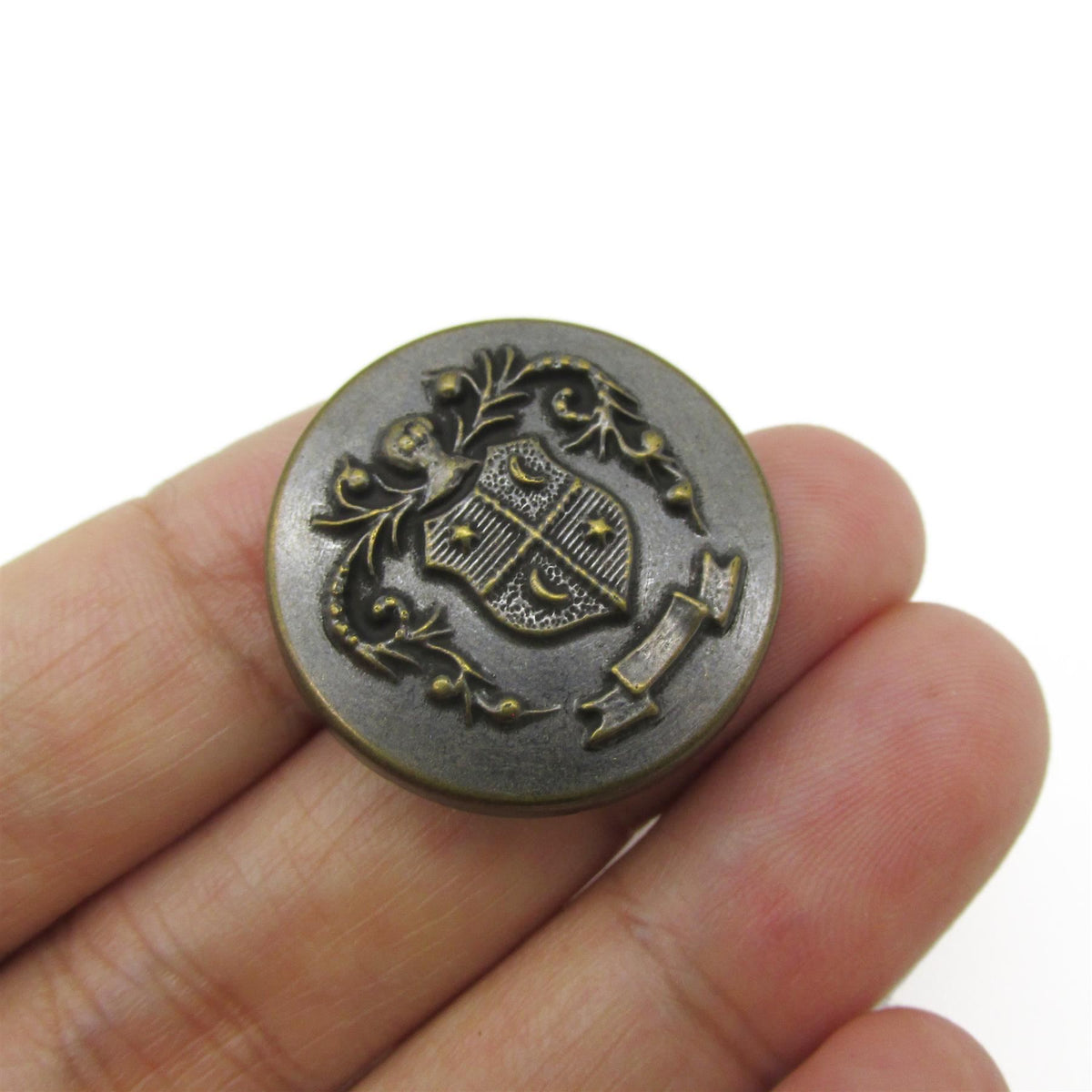 Shield Crest Button - Antique Brass x 5pcs - 9976