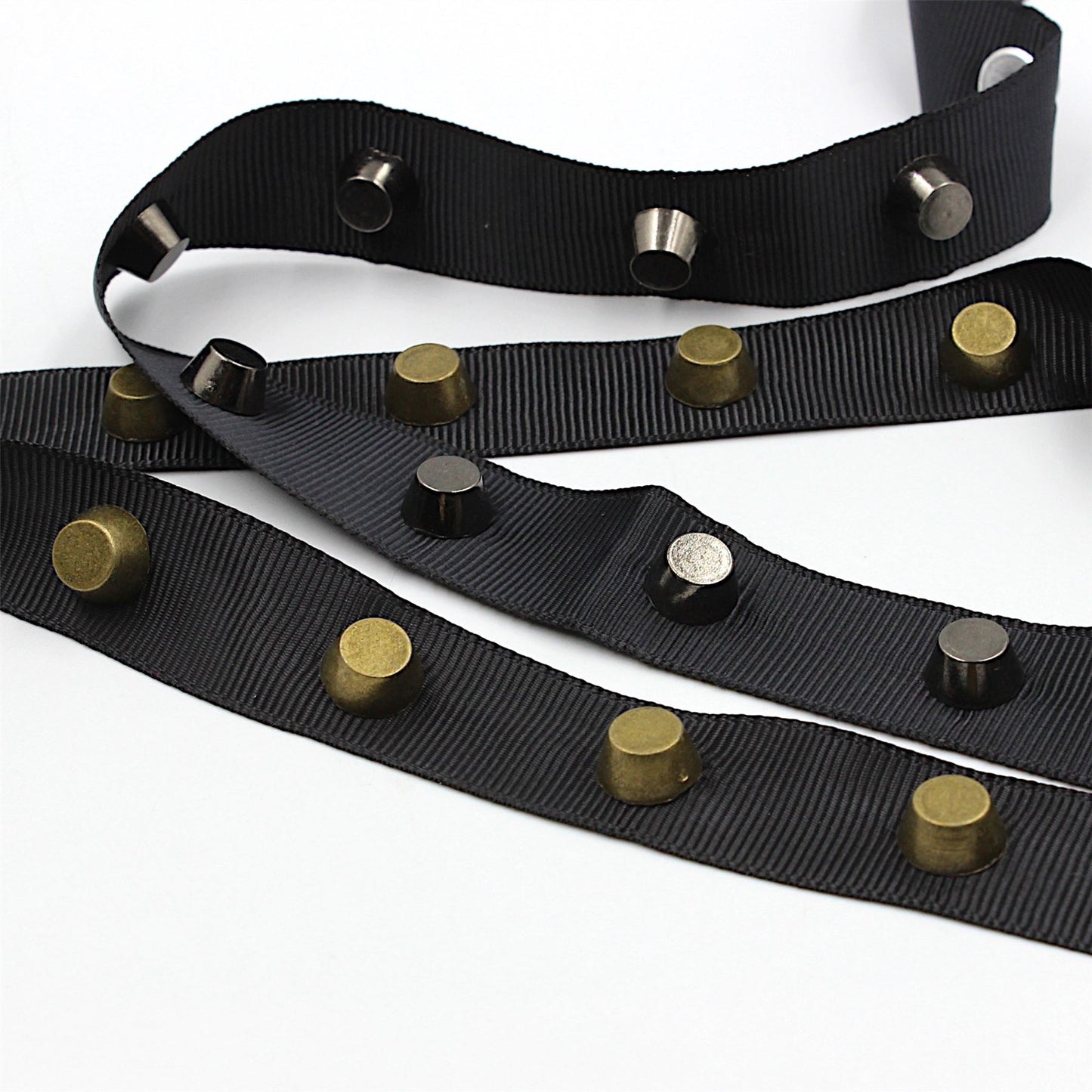 Cone Studded Grosgrain Braid 18mm x 1m - 9751