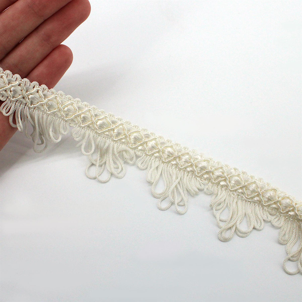 Vintage Braid with Van Dyke Fringe - 40mm - by the metre - 2389