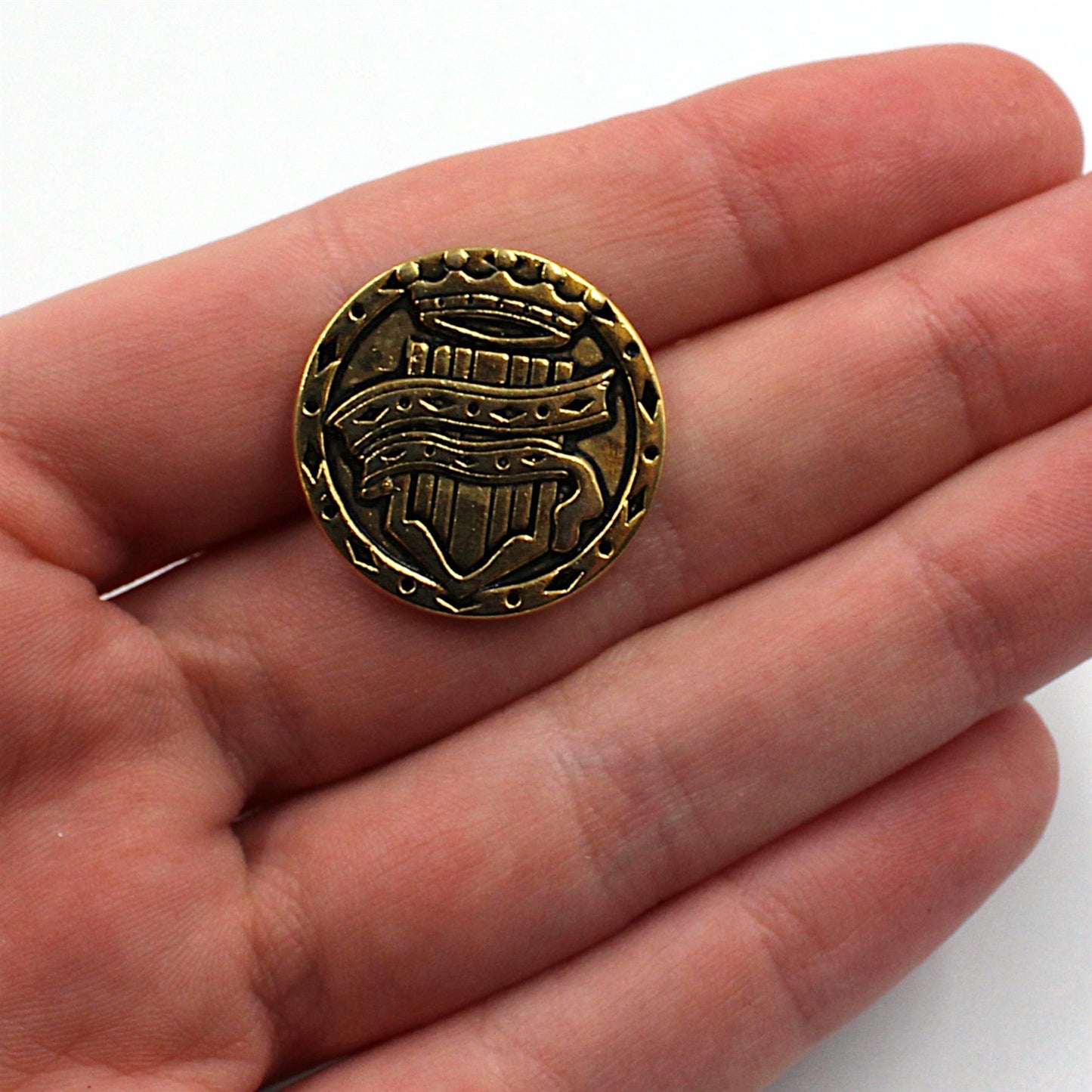 Heraldic Crest Metal Shank Button - Gold x 1 - 5573